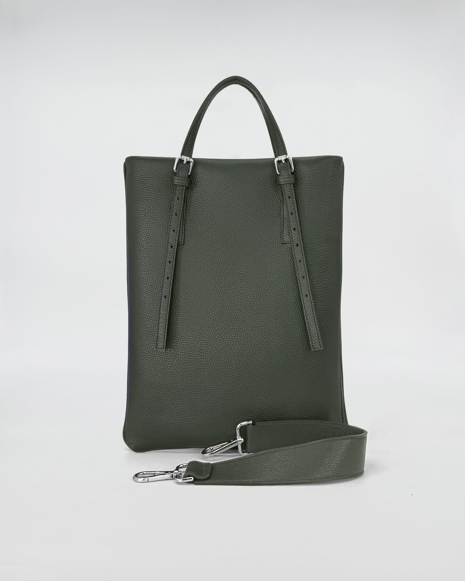 AMELIE PORTACOMPUTER versatile green computer bag with adjustable handles and stylish design.