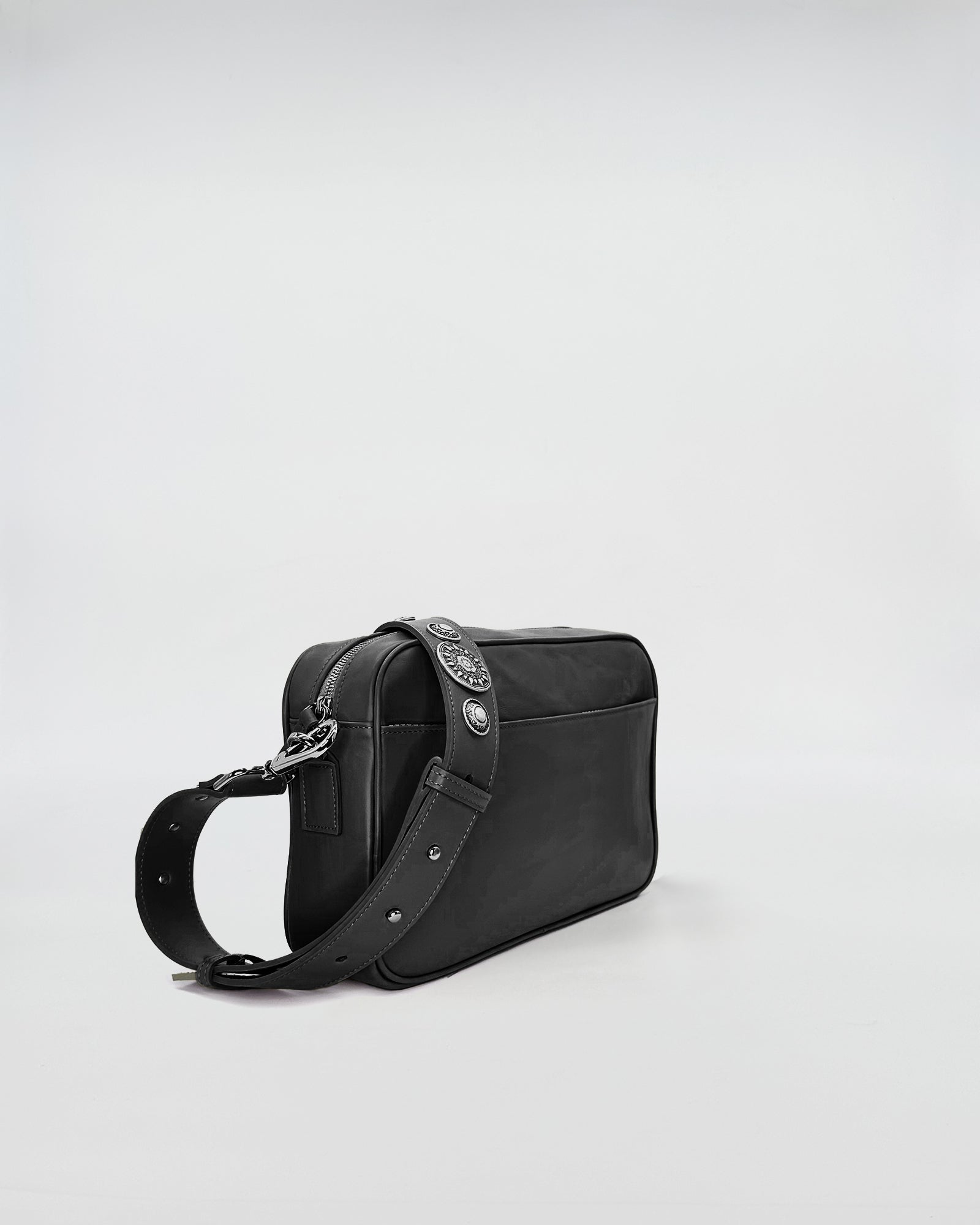 MAFALDONA VITELLO LAVATO ROCK black bag with removable shoulder strap and rock-style embellishments.