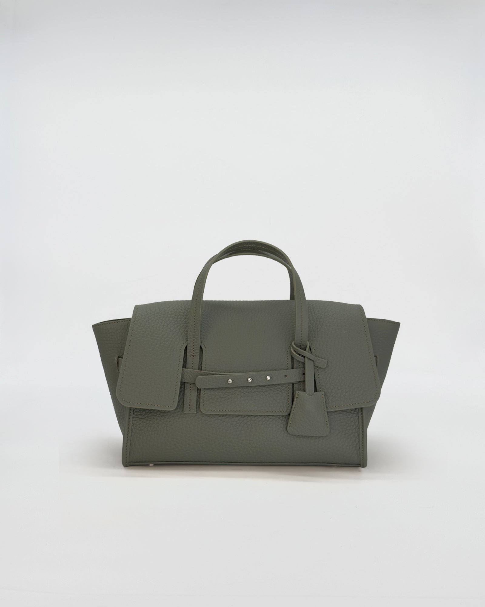 PENNY SMALL VITELLO borsa in vitello martellato di colore verde, design elegante e capiente.