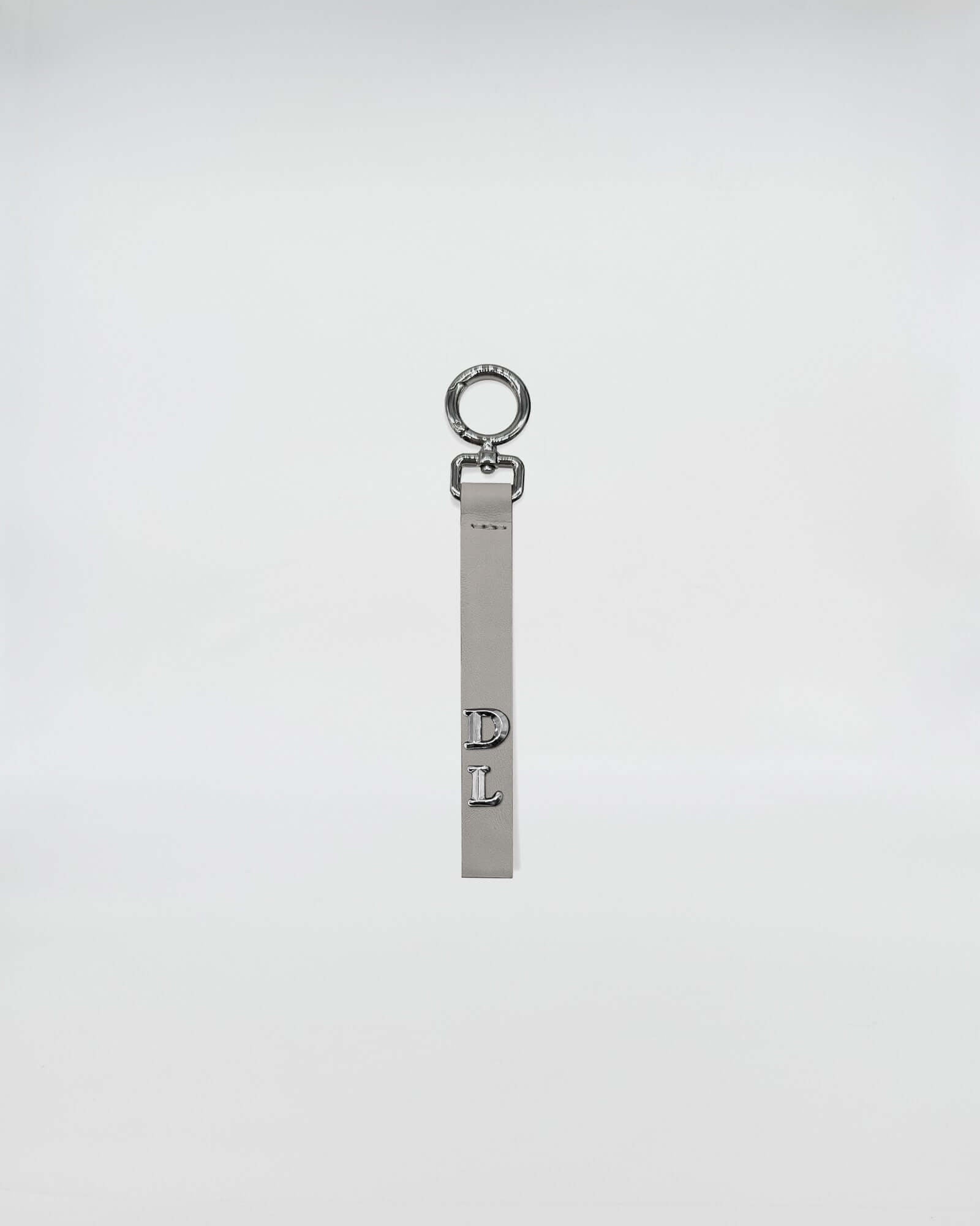 PORTACHIAVI IN PELLE SOLO TUO con anello apribile e personalizzazione, collezione DL1221.
