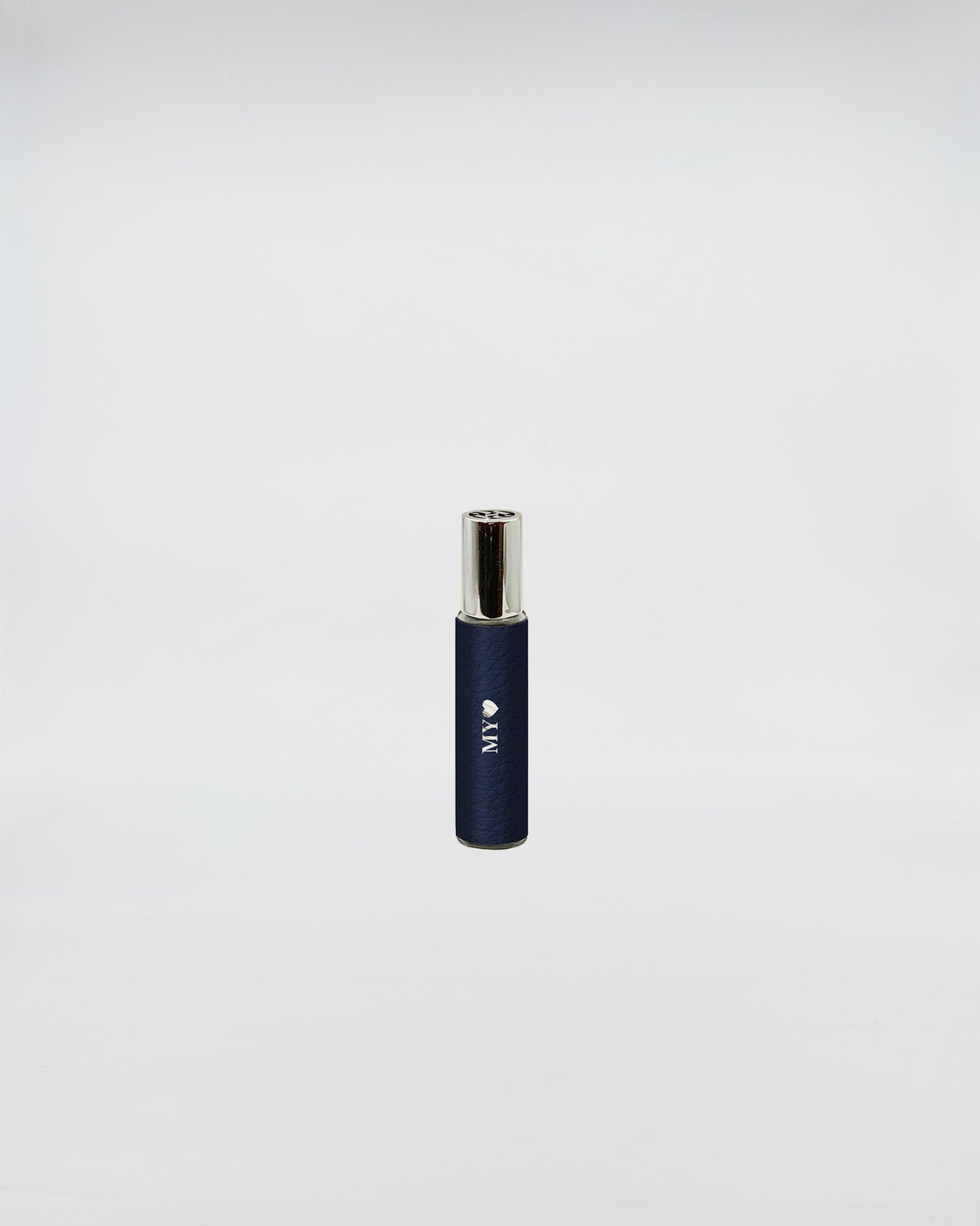 1221 FRAGRANCE EAU DE PARFUM BLU travel-sized spray bottle in navy design.