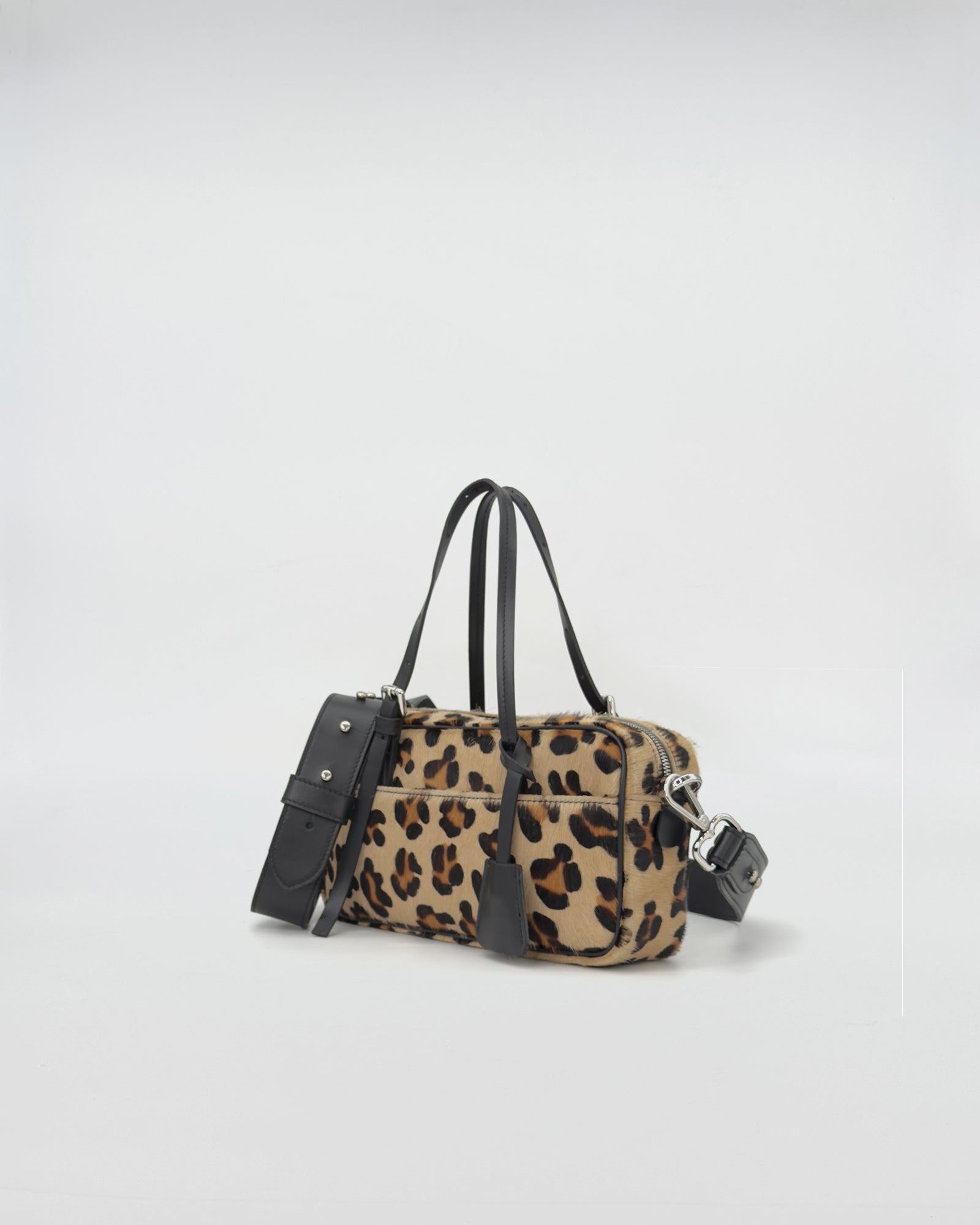 ASIA VITELLO NON RASATO CON STAMPA ANIMALIER