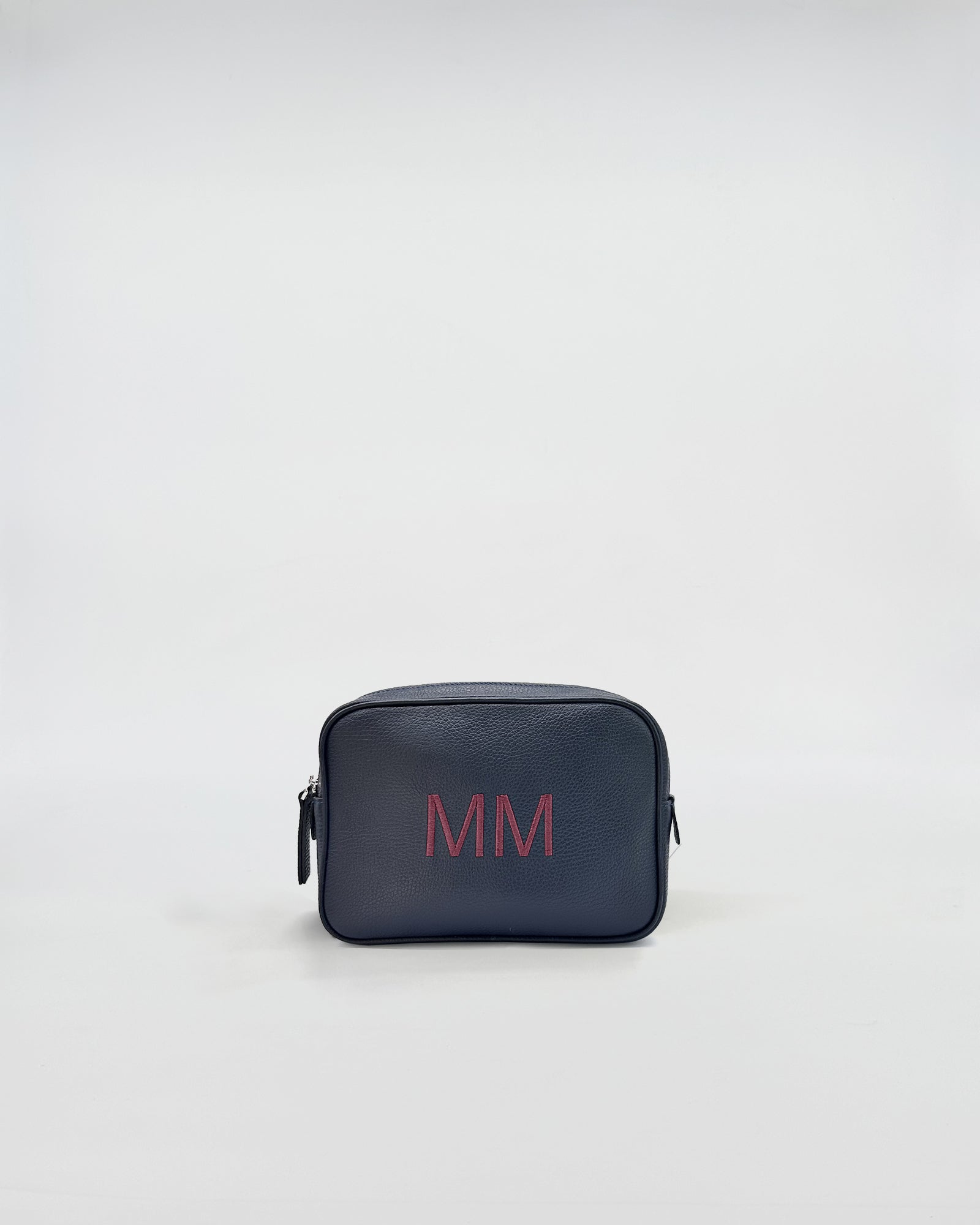 BEAUTY SMALL IN PELLE PERSONALIZZATO - elegante beauty in pelle con iniziali ricamate MM.