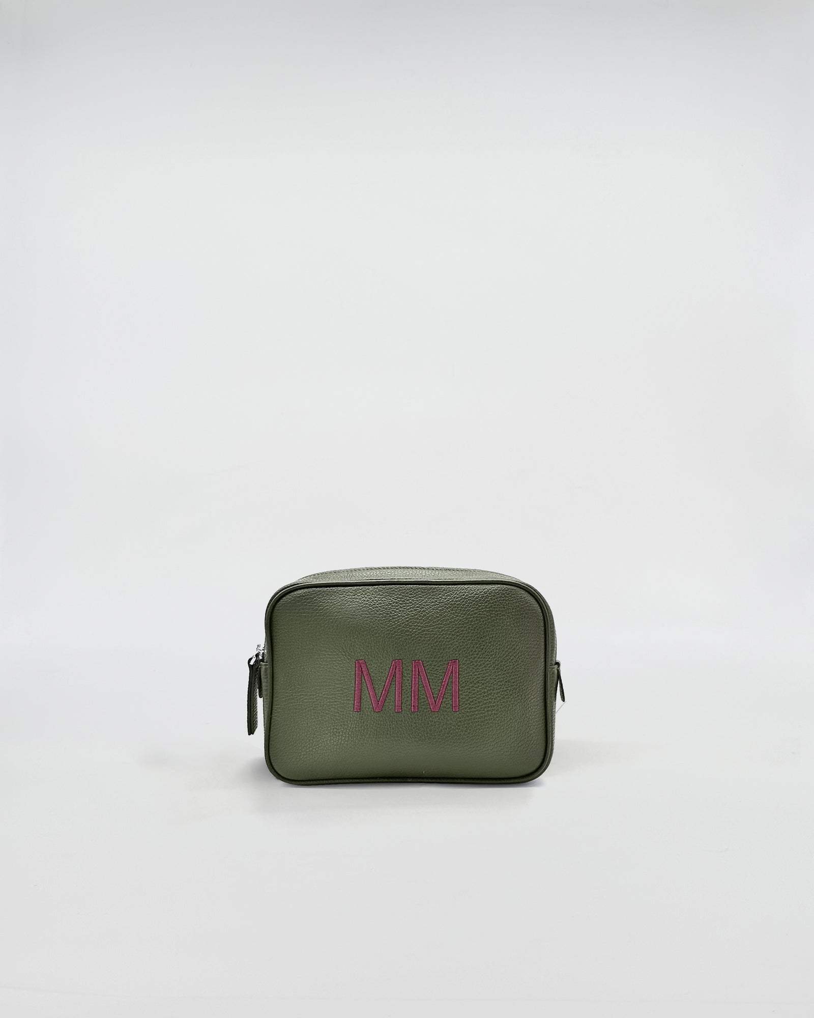 BEAUTY SMALL IN PELLE PERSONALIZZATO in green leather with embroidered initials MM.