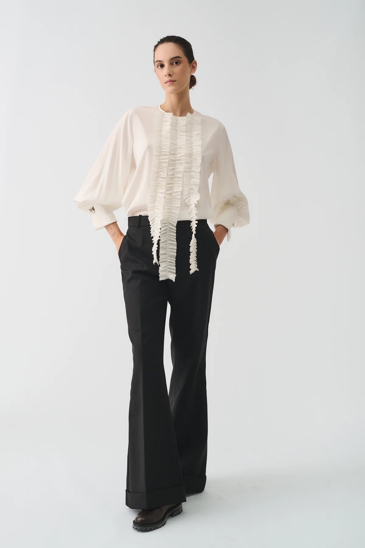 CAMICIA CHARLOTTE IN SETA CON ROUCHES E POLSI CON GEMELLI