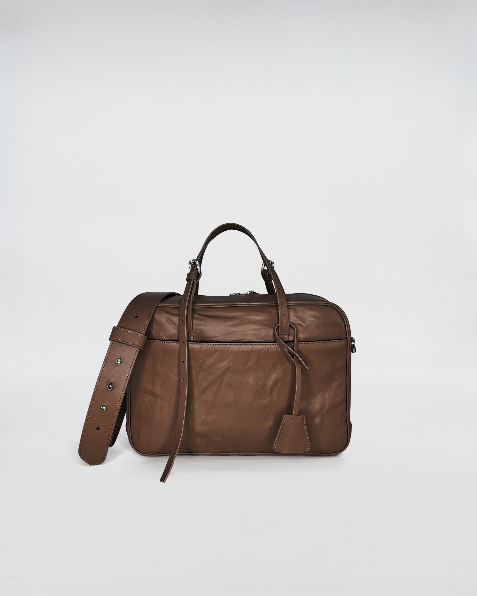 FRIDA MEDIUM VITELLO LAVATO - elegante borsa bauletto in vitello lavato con tracolla regolabile.