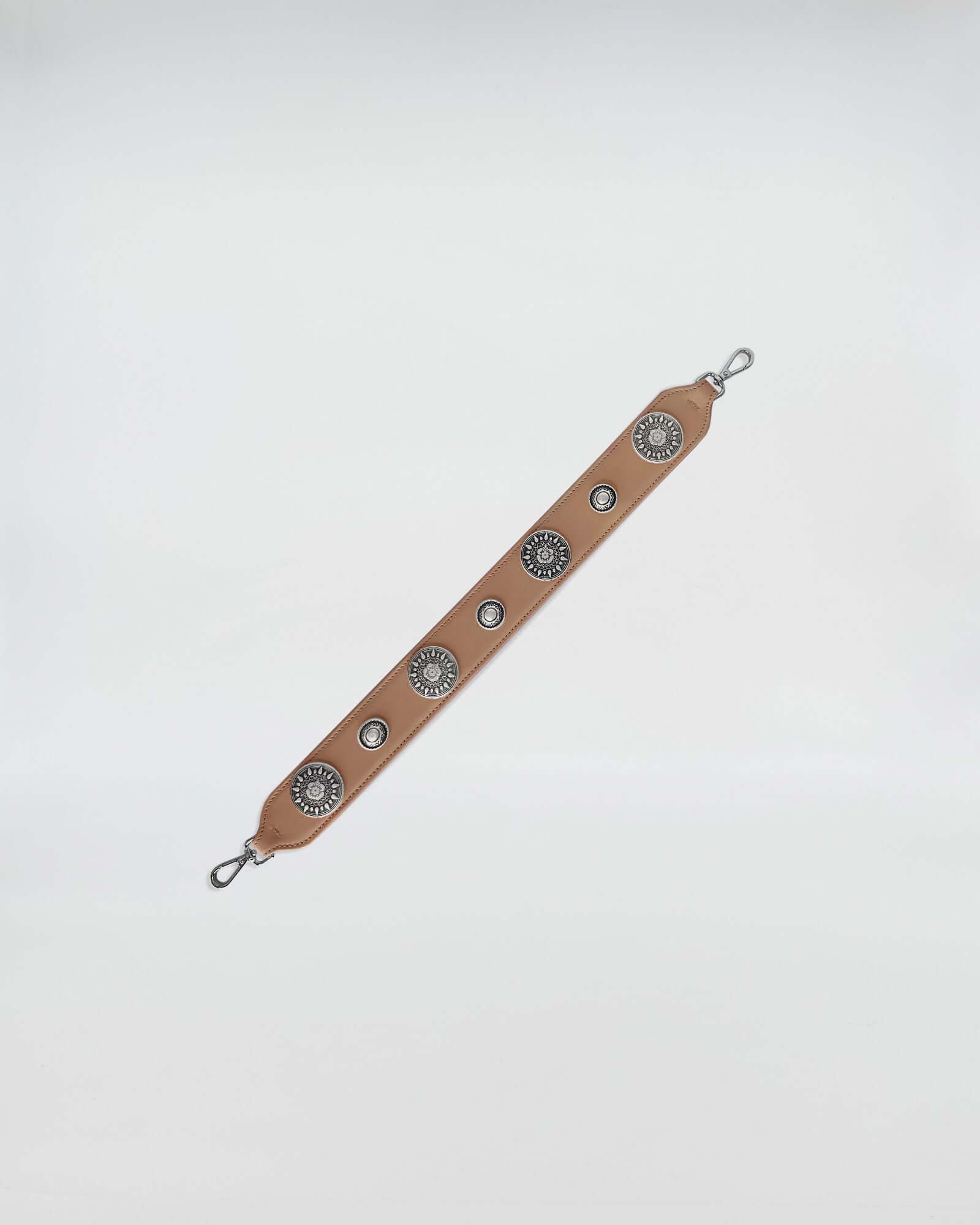 MANICO A SPALLA IN PELLE ROCK 47 CM with decorative metal accents and a stylish design for trendy outfits.