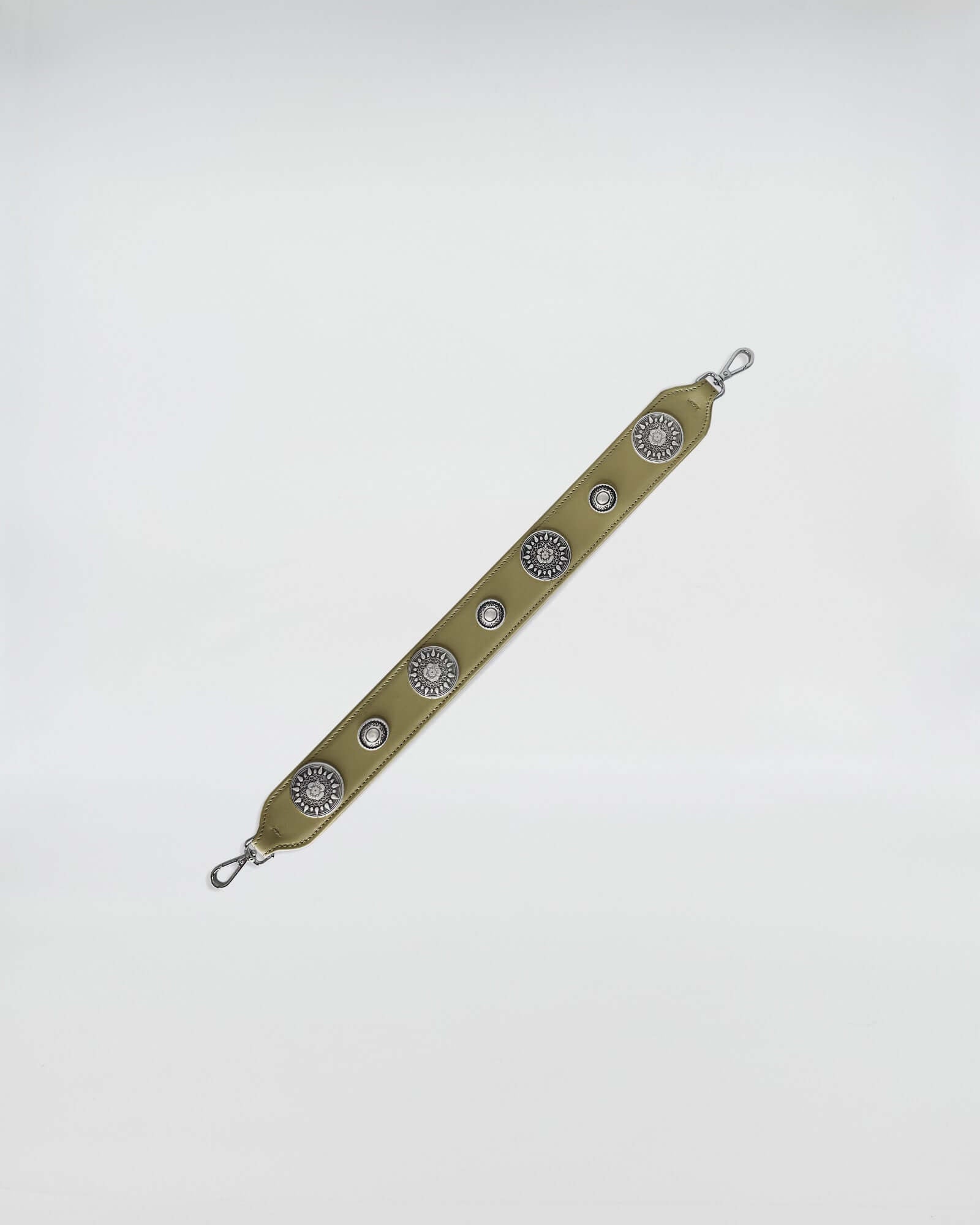 MANICO A SPALLA IN PELLE ROCK 47 CM con dettagli decorativi metallici e design esclusivo.
