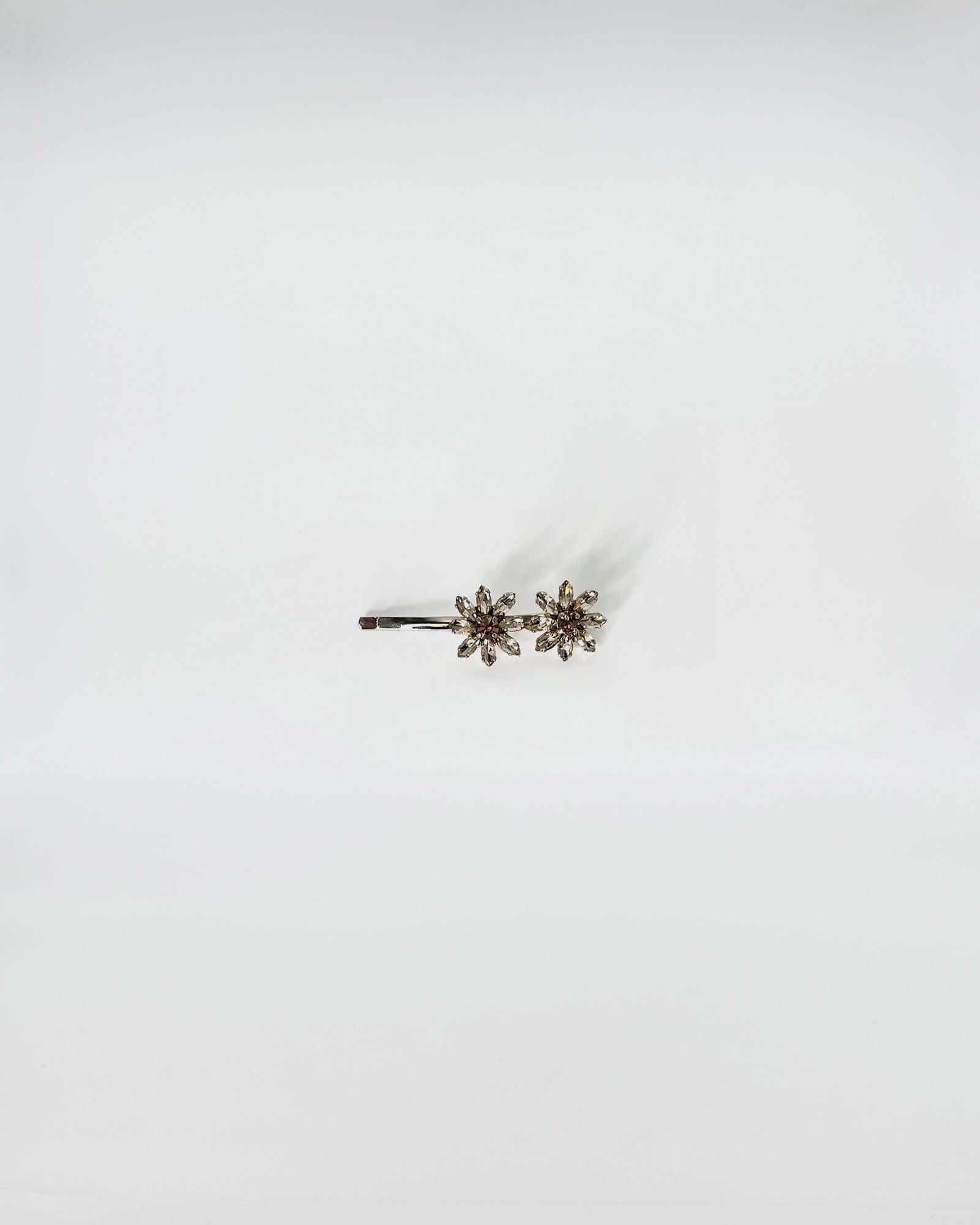 SPILLA PER CAPELLI 2 con cristalli Swarovski, un accessorio elegante per ogni occasione.