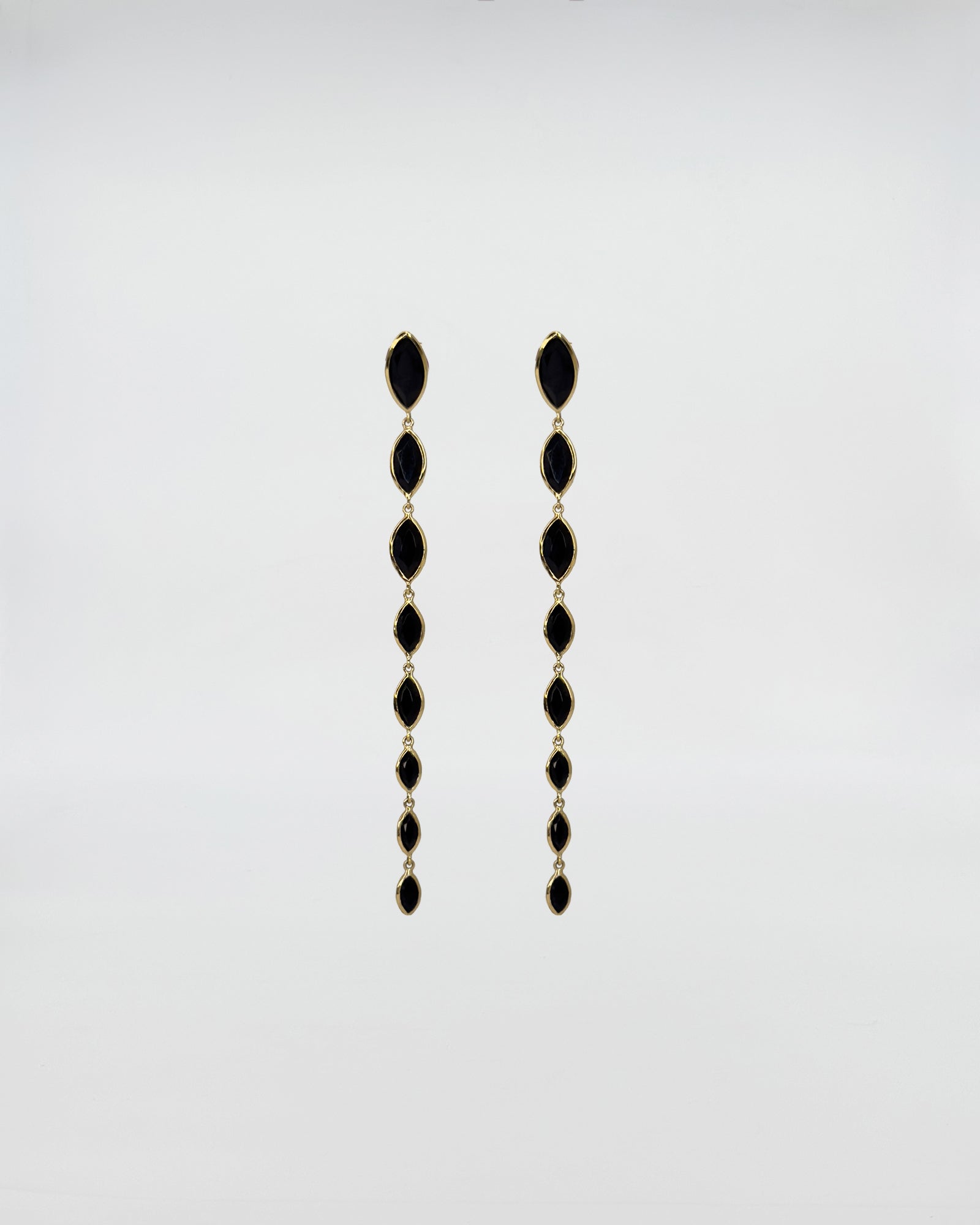 ORECCHINI ONICE NERA