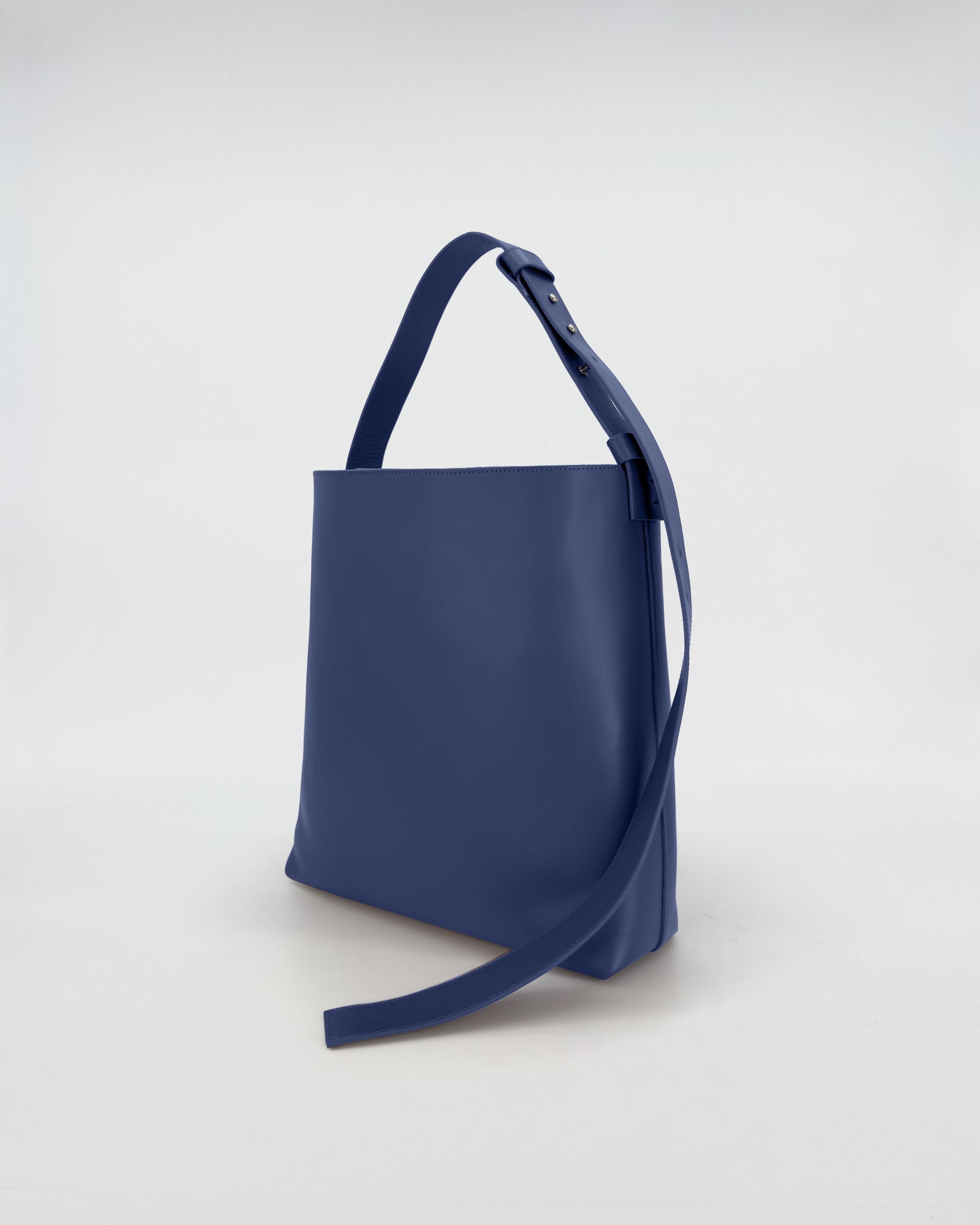 SOPHIA VITELLO LISCIO