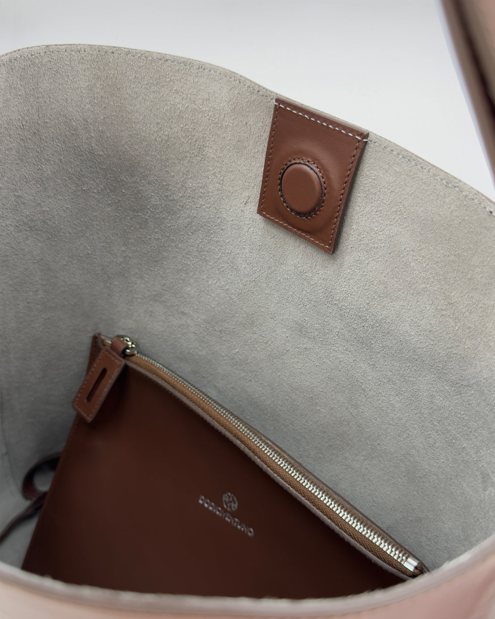 SOPHIA VITELLO LISCIO