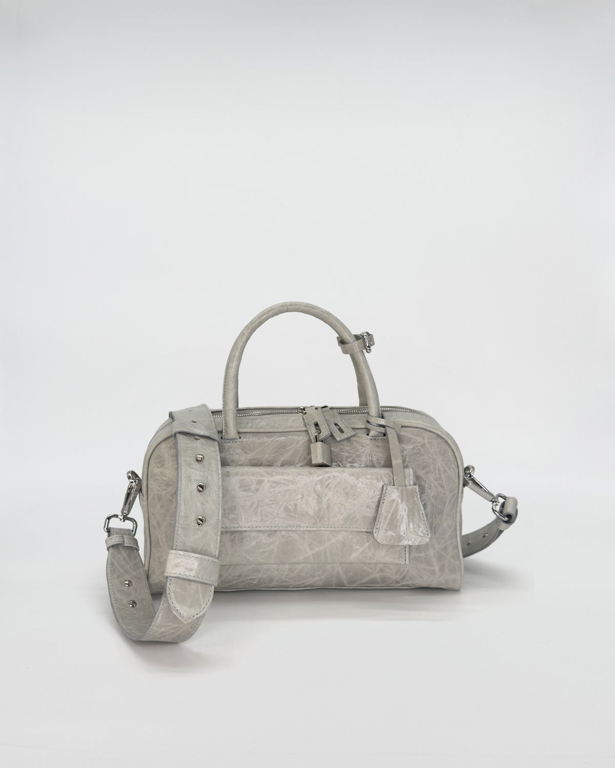 ZOE SMALL VITELLO STRIZZATO, bauletto in vitello grigio con dettagli sofisticati e manico versatile.